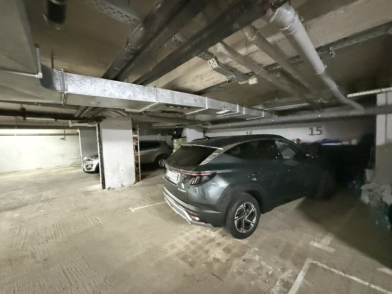 Unirii, Casa Poporului, birou 2 cam., parcare subterana inclusa, bloc 2012