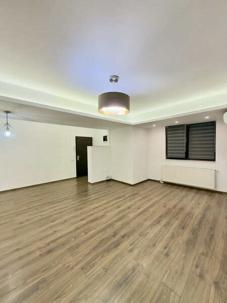 Unirii, Casa Poporului, birou 2 cam., parcare subterana inclusa, bloc 2012